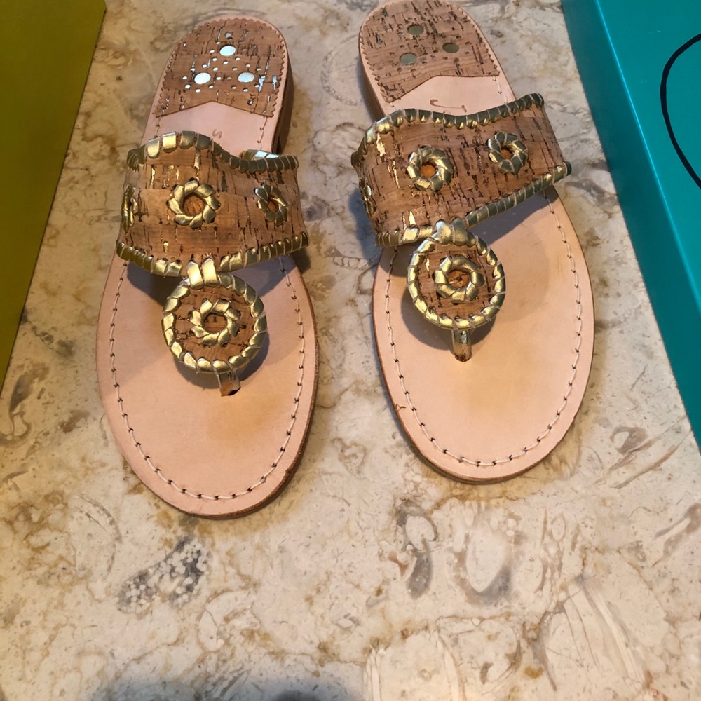 EUC Jack Rogers flat sandals / cork & gold